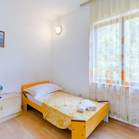 Duje Apartament