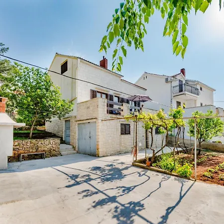 Apartament Duje Supetar